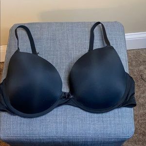 Black bra 38C